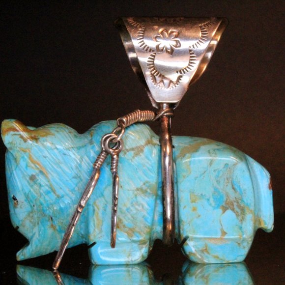 Vintage Zuni Buffalo Fetish Sculpted Turquoise 2" Large Sterling Silver Pendant - Picture 5 of 11